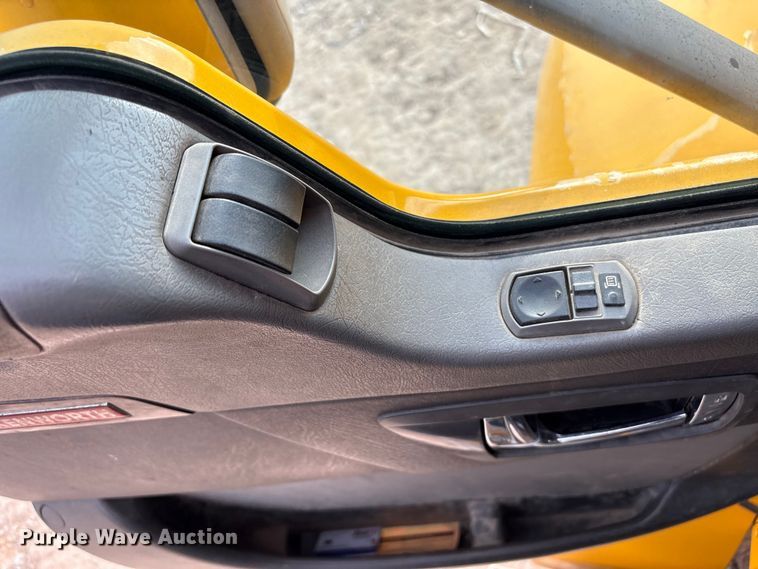 image for item EA6985 2012 Kenworth T370 utility / service truck