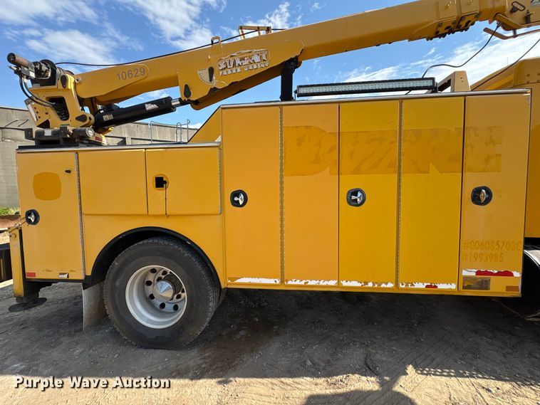 image for item EA6986 2012 Kenworth T370 utility / service truck