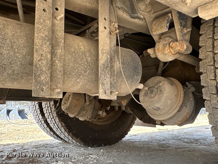 image for item EA6986 2012 Kenworth T370 utility / service truck