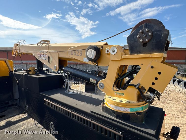 image for item EA6986 2012 Kenworth T370 utility / service truck