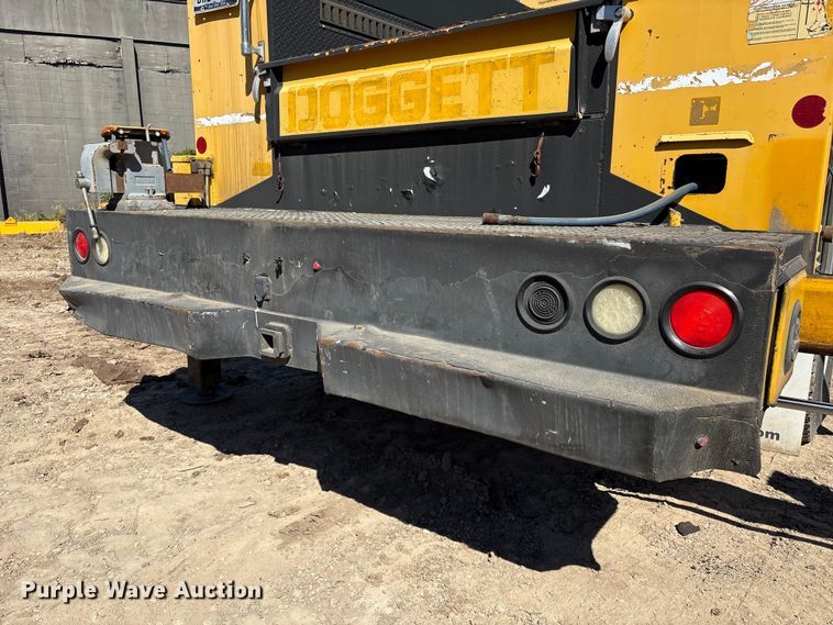 image for item EA6986 2012 Kenworth T370 utility / service truck