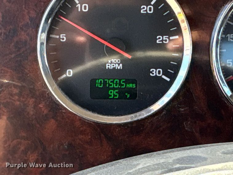 image for item EA6986 2012 Kenworth T370 utility / service truck