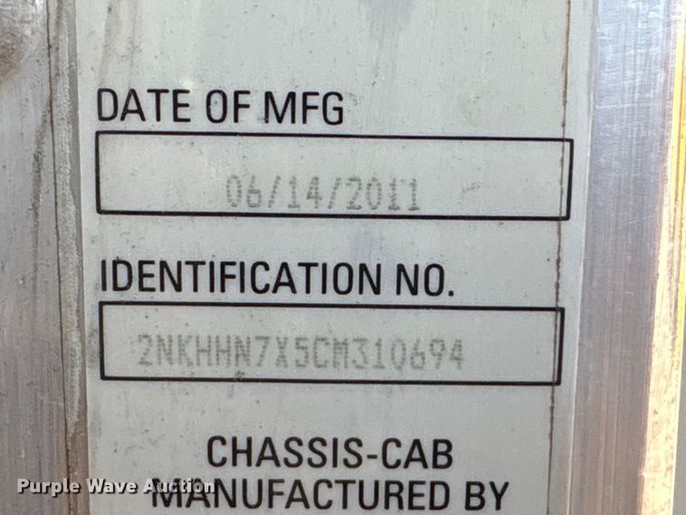 image for item EA6986 2012 Kenworth T370 utility / service truck