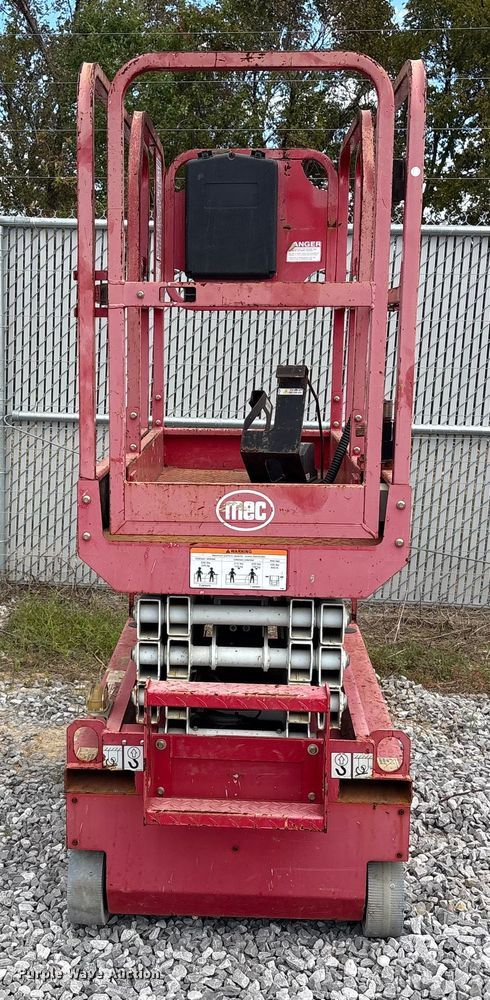 image for item EA7085 2019 MEC 1330SE scissor lift