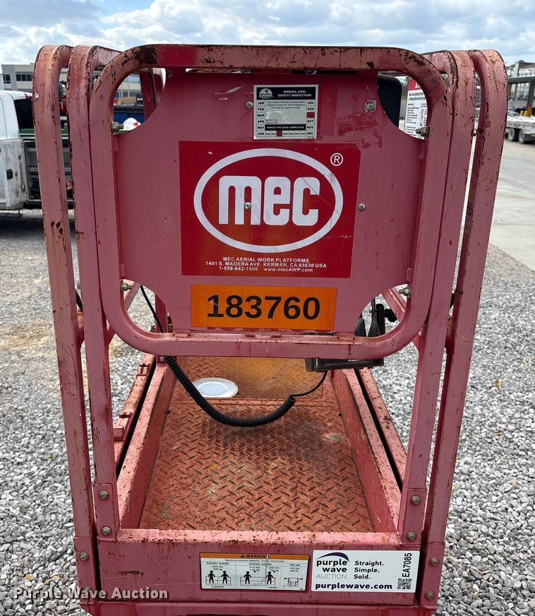 image for item EA7085 2019 MEC 1330SE scissor lift