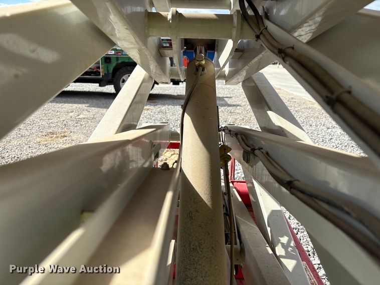 image for item EA7085 2019 MEC 1330SE scissor lift