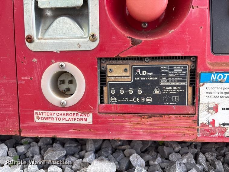 image for item EA7085 2019 MEC 1330SE scissor lift