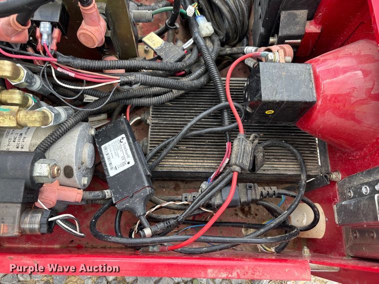 image for item EA7085 2019 MEC 1330SE scissor lift