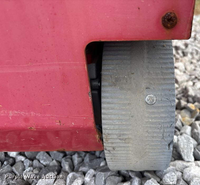 image for item EA7085 2019 MEC 1330SE scissor lift