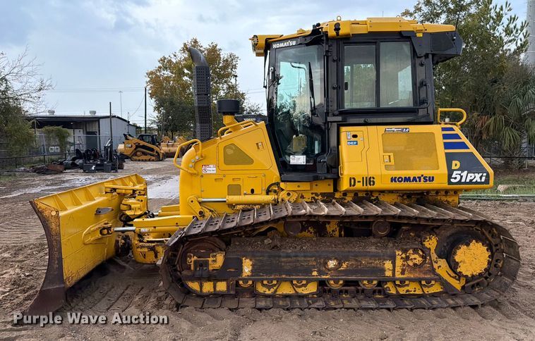image for item EA7086 2022 Komatsu D51PXi-24 dozer