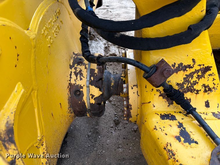 image for item EA7086 2022 Komatsu D51PXi-24 dozer