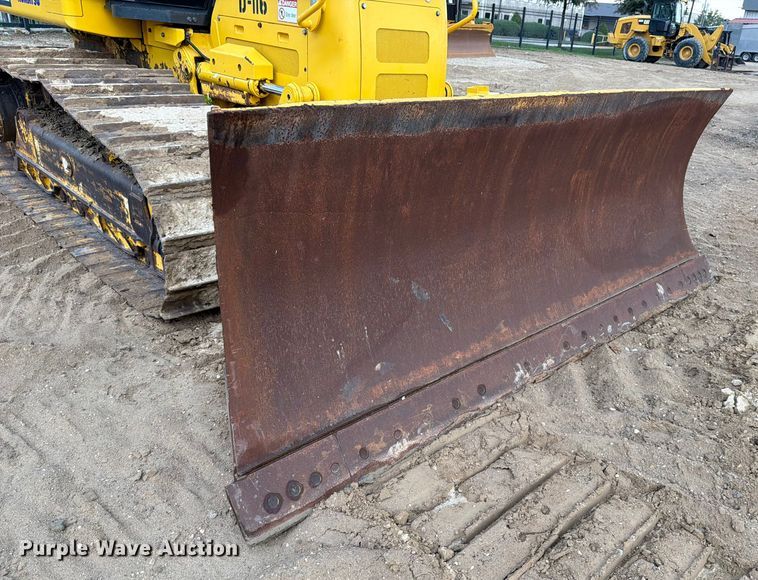 image for item EA7086 2022 Komatsu D51PXi-24 dozer