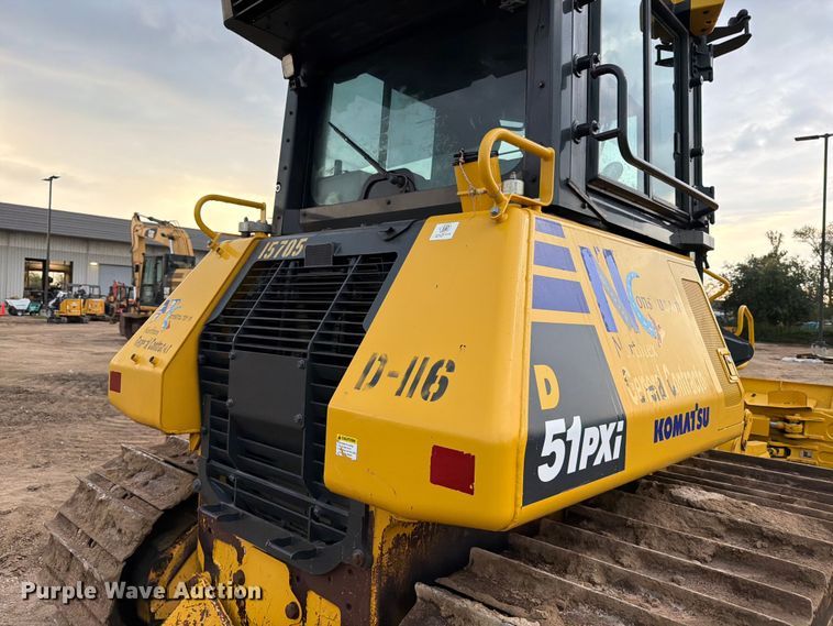 image for item EA7086 2022 Komatsu D51PXi-24 dozer