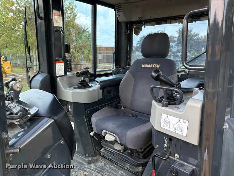 image for item EA7086 2022 Komatsu D51PXi-24 dozer