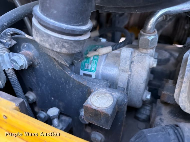 image for item EA7086 2022 Komatsu D51PXi-24 dozer