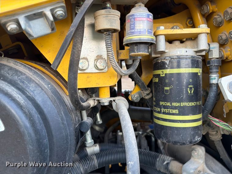 image for item EA7086 2022 Komatsu D51PXi-24 dozer