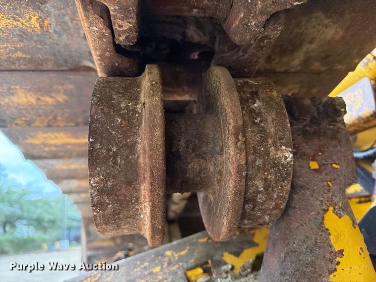 image for item EA7086 2022 Komatsu D51PXi-24 dozer