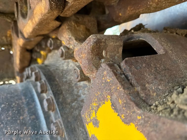 image for item EA7086 2022 Komatsu D51PXi-24 dozer