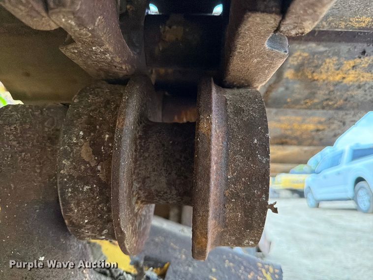 image for item EA7086 2022 Komatsu D51PXi-24 dozer