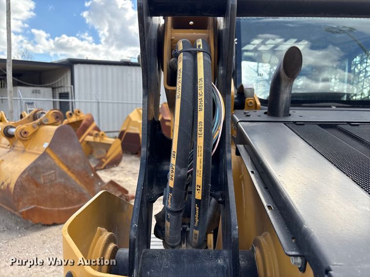 image for item EA7087 2024 Caterpillar 255 tracked skid steer loader