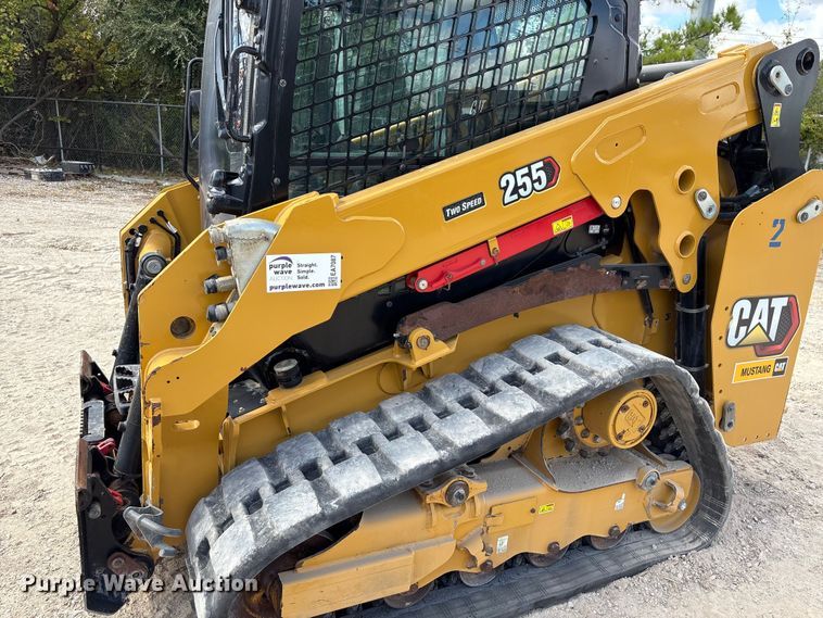 image for item EA7087 2024 Caterpillar 255 tracked skid steer loader