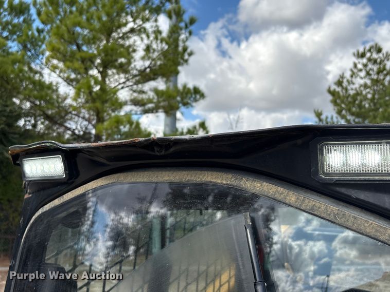 image for item EA7087 2024 Caterpillar 255 tracked skid steer loader