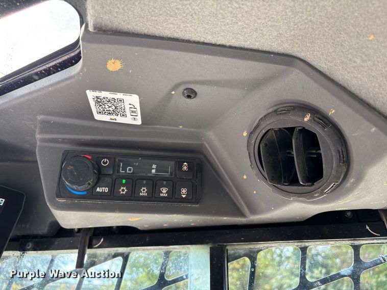 image for item EA7087 2024 Caterpillar 255 tracked skid steer loader