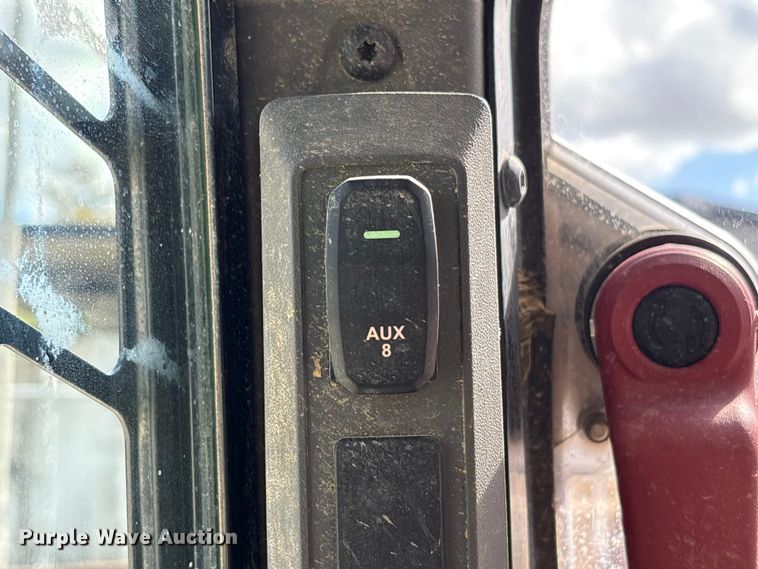 image for item EA7087 2024 Caterpillar 255 tracked skid steer loader