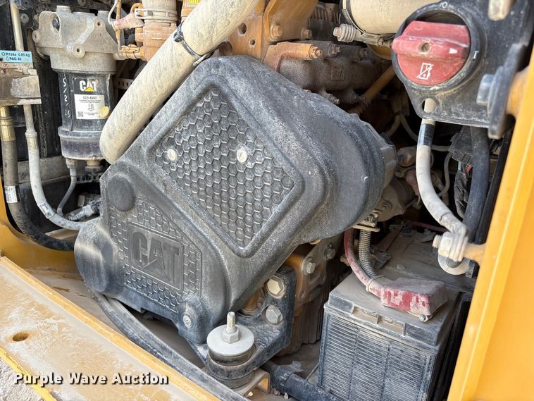 image for item EA7087 2024 Caterpillar 255 tracked skid steer loader