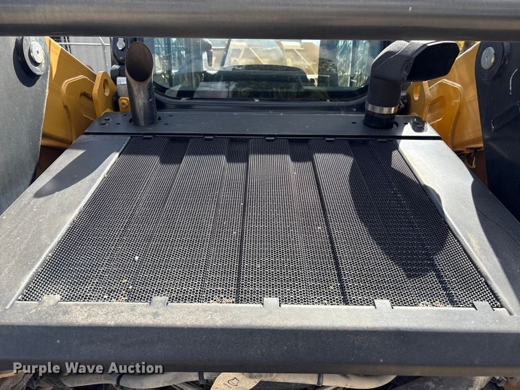 image for item EA7087 2024 Caterpillar 255 tracked skid steer loader