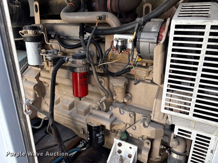 image for item EA7088 Whisperwatt DCA-125USJ generator