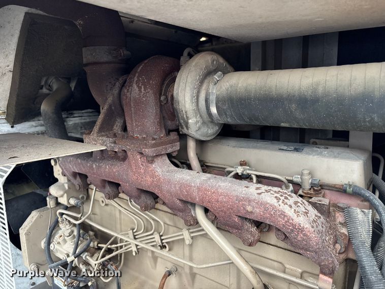 image for item EA7088 Whisperwatt DCA-125USJ generator