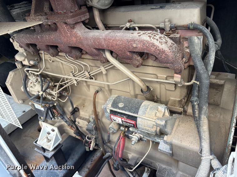 image for item EA7088 Whisperwatt DCA-125USJ generator