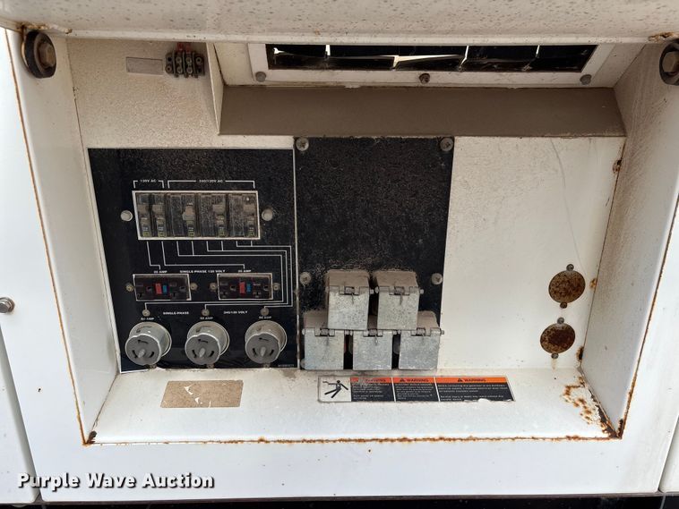 image for item EA7089 Whisperwatt DCA-85USJ generator