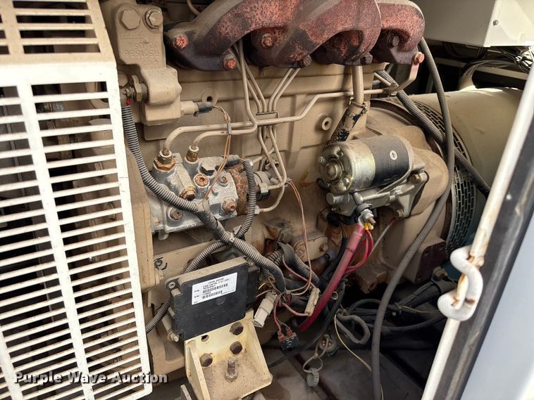 image for item EA7089 Whisperwatt DCA-85USJ generator