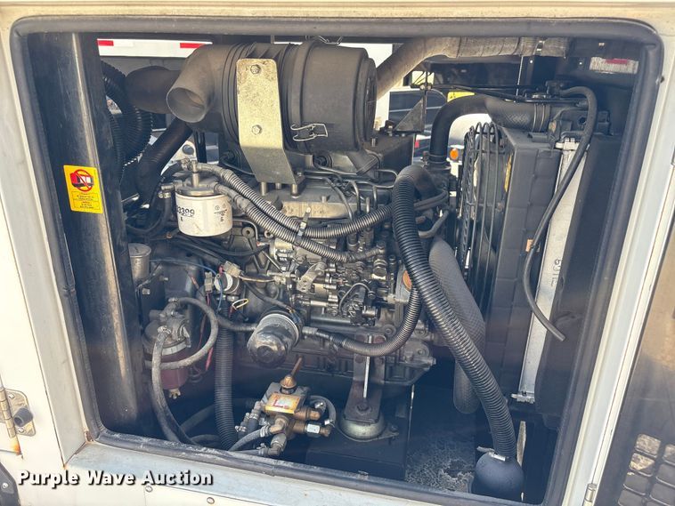 image for item EA7090 2015 Hipower HRYW25T6 generator