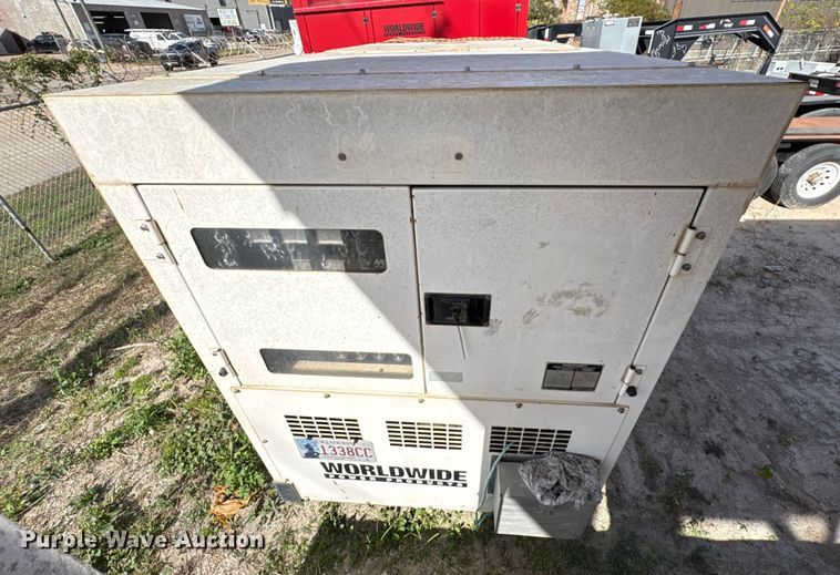 image for item EA7091 Whisperwatt DF-300SSK generator