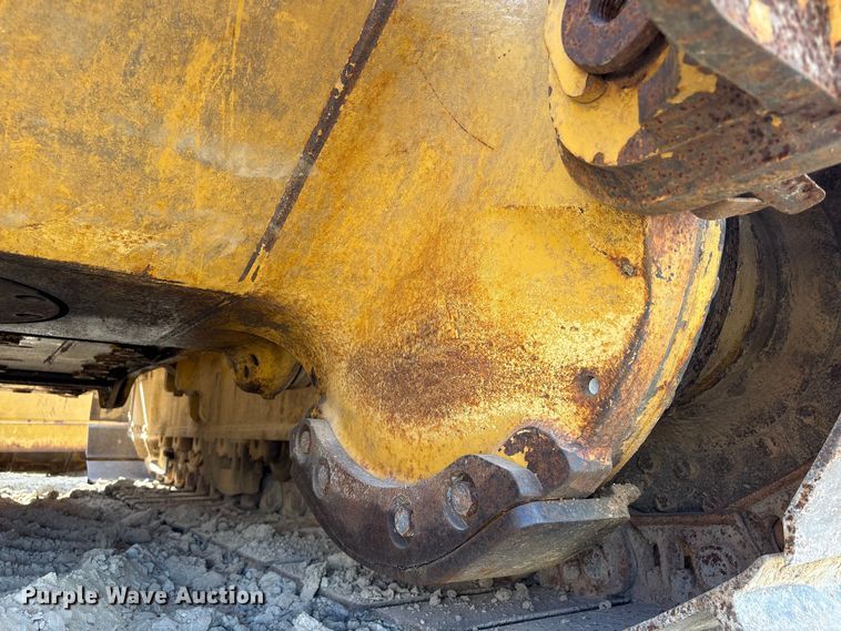 image for item EA7092 2011 Caterpillar D7E LGP dozer
