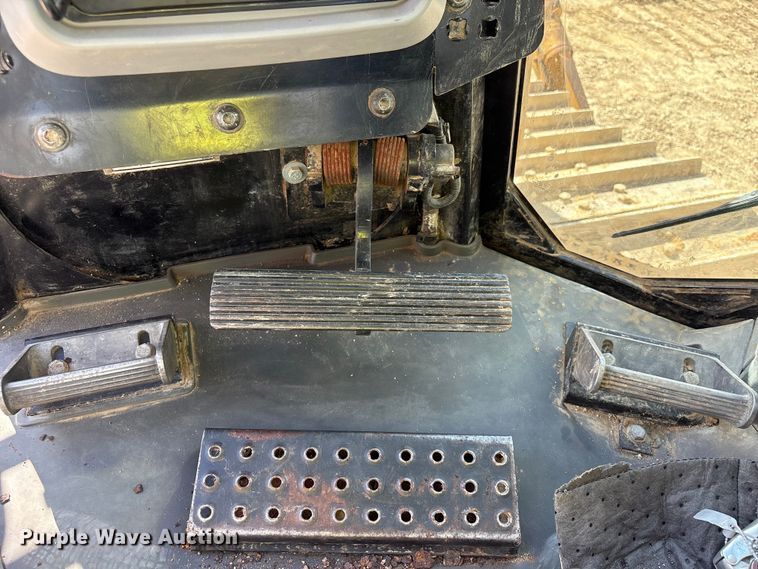 image for item EA7092 2011 Caterpillar D7E LGP dozer