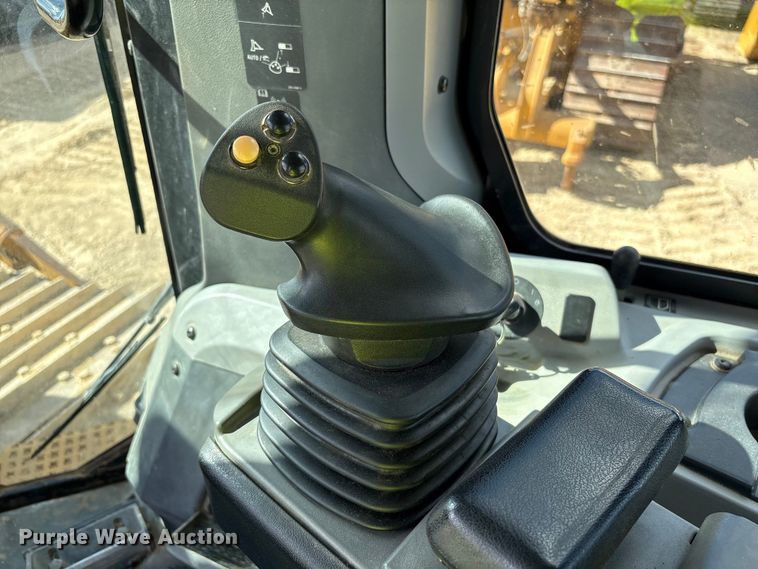 image for item EA7092 2011 Caterpillar D7E LGP dozer