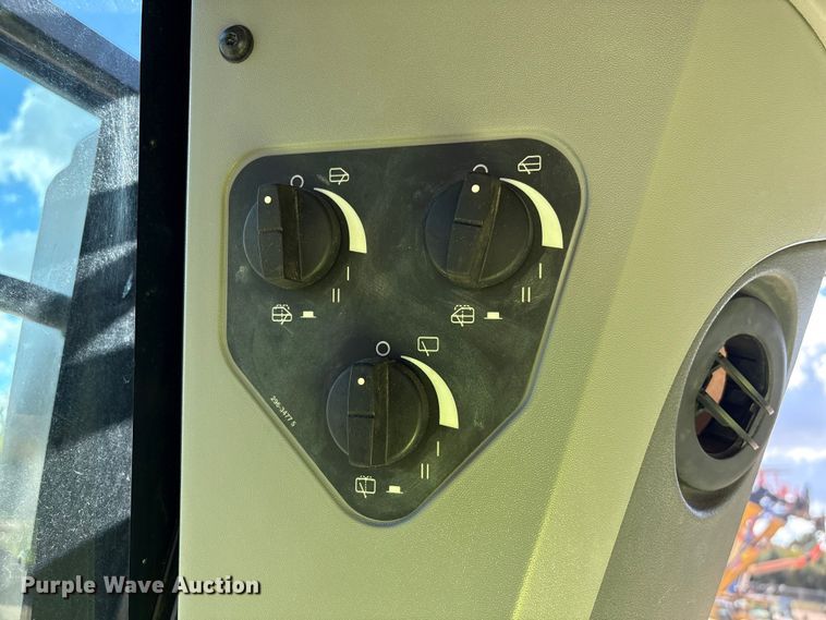 image for item EA7092 2011 Caterpillar D7E LGP dozer