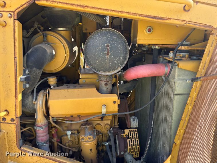 image for item EA7092 2011 Caterpillar D7E LGP dozer
