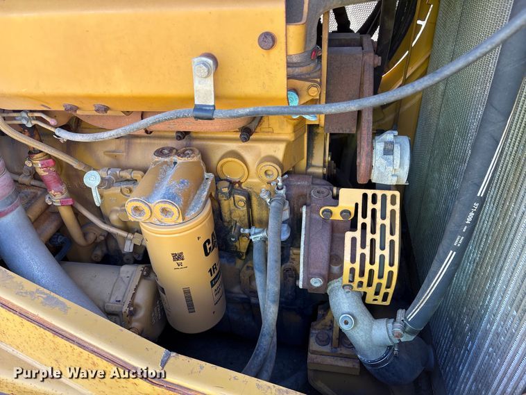 image for item EA7092 2011 Caterpillar D7E LGP dozer