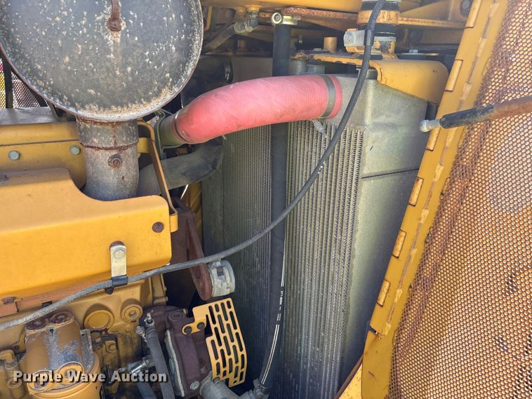 image for item EA7092 2011 Caterpillar D7E LGP dozer