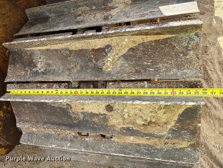 image for item EA7092 2011 Caterpillar D7E LGP dozer