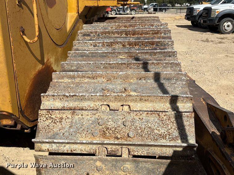 image for item EA7092 2011 Caterpillar D7E LGP dozer