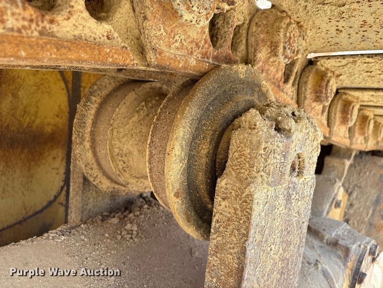 image for item EA7092 2011 Caterpillar D7E LGP dozer