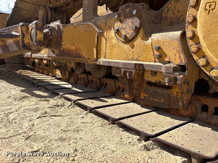 image for item EA7092 2011 Caterpillar D7E LGP dozer