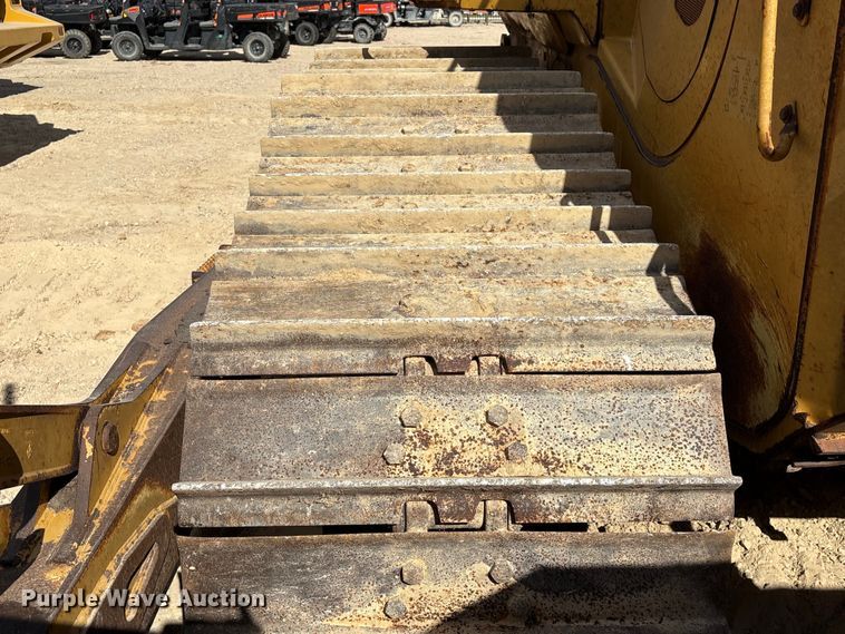 image for item EA7092 2011 Caterpillar D7E LGP dozer