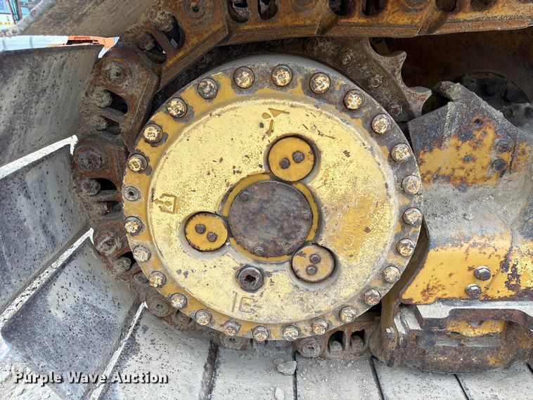 image for item EA7092 2011 Caterpillar D7E LGP dozer